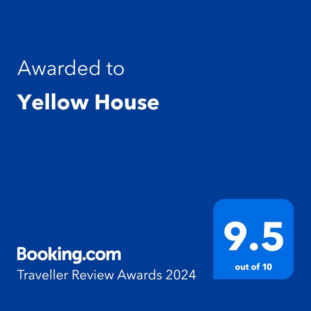 Yellow House Westport Kültér fotó