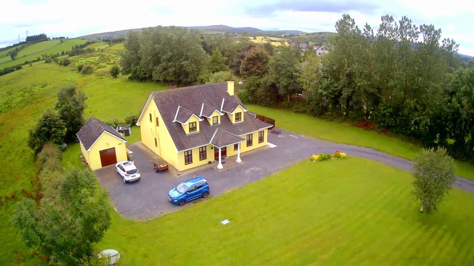 Yellow House Westport Kültér fotó